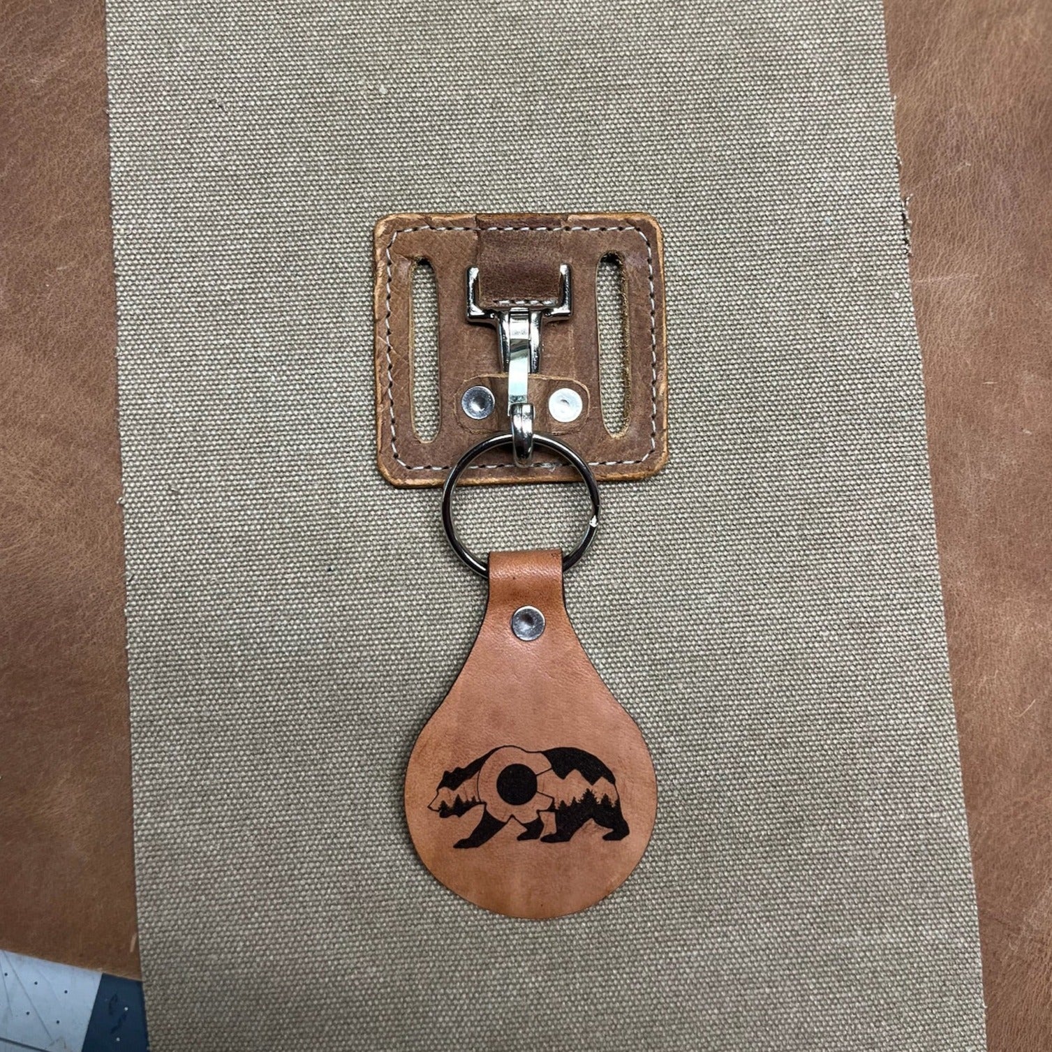 Colorado Bear Circular Key Tab